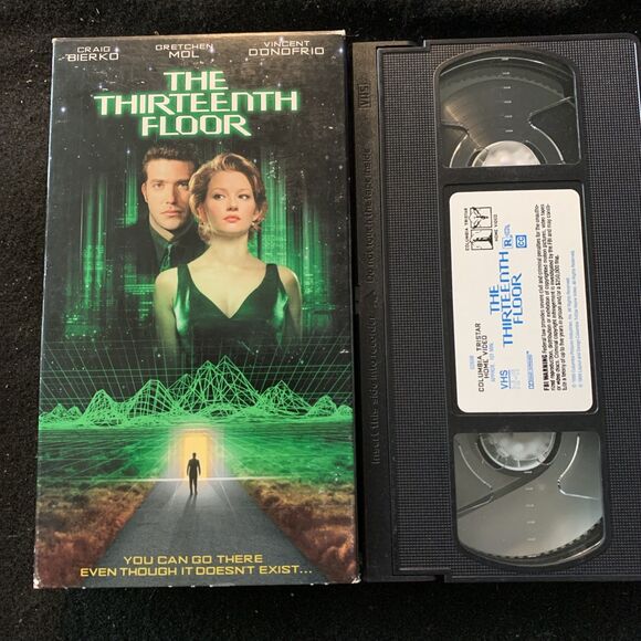 The Thirteenth Floor Matrix SciFi Craig Bierko Gretchen Mol Vincent Donofrio VHS - Picture 3 of 9